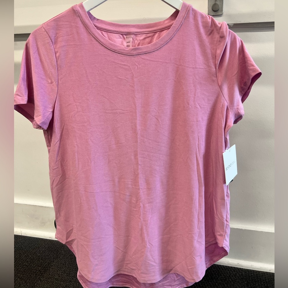 Beyond Yoga Featherweight On The Down Low Tee